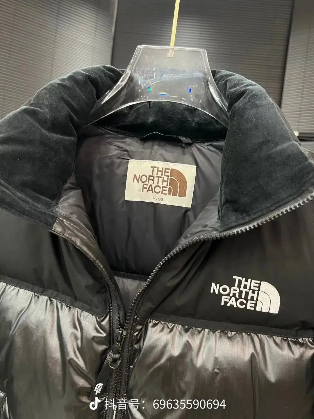 82b# TNF 22S Retro ， ， 90 ， ， ， ， ～ ❶ ： ， 。 ❷ ：90 ，280 ， ， ❸ ： 、 。 ❹ 40D ， 40T ， ， ， lon ， ， ， ！ ❺ YKK ， ， . Size：XS S M